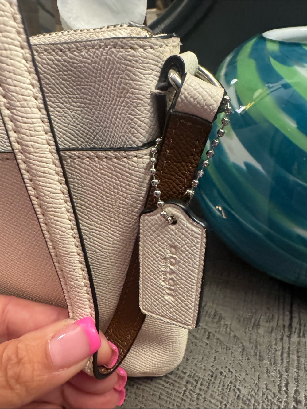 Coach Crossbody Bag in Ivory and Brown - Picture 4 of 12